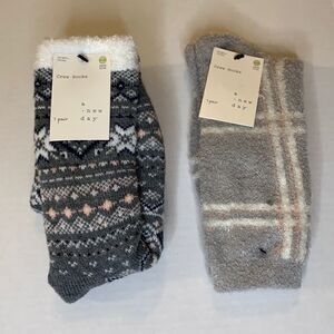 🌼🌼a new day crew socks fluffy🌼🌼